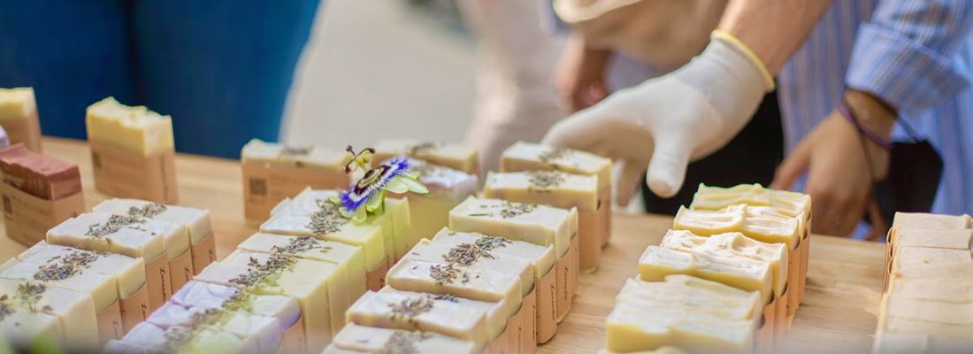 Soapologie savon solide stand végan artisanal